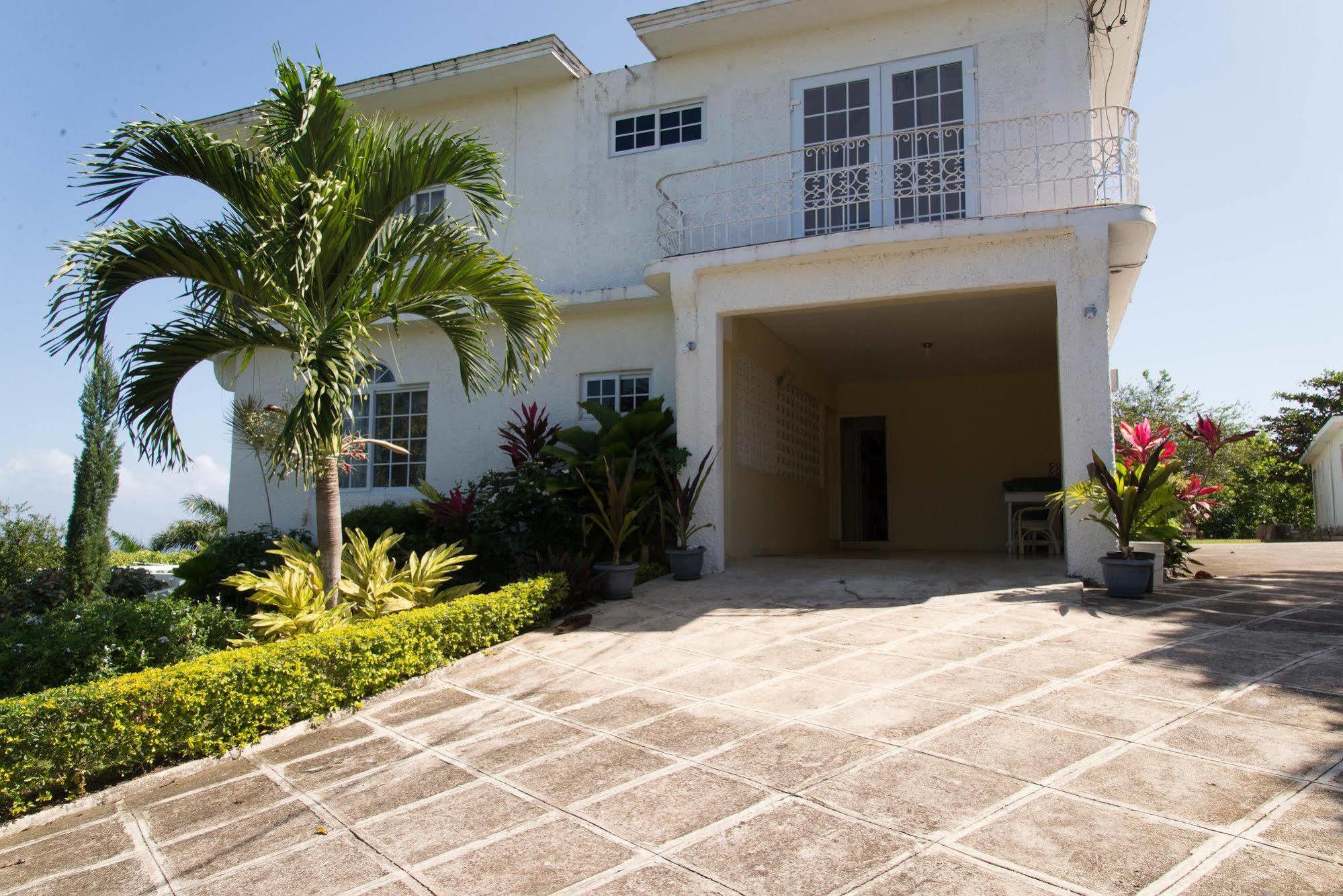Hatfield South Villa Бухта Монтего Экстерьер фото
